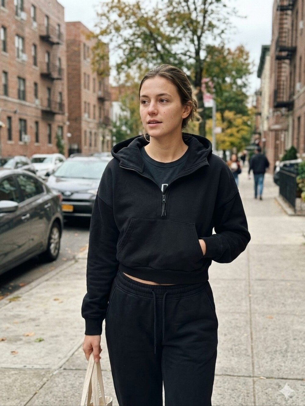 Cocoburry Cropped Black Half-Zip Women's Hoodie, Size Medium